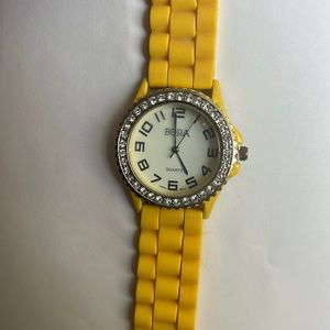 🇺🇸Bora watch with yellow band